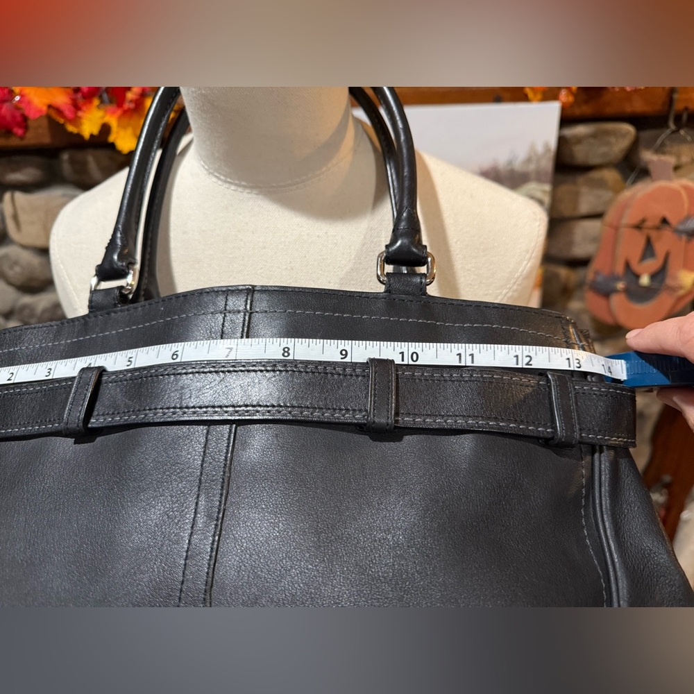 Black Leather Shoulder Bag - Picture 6 of 6